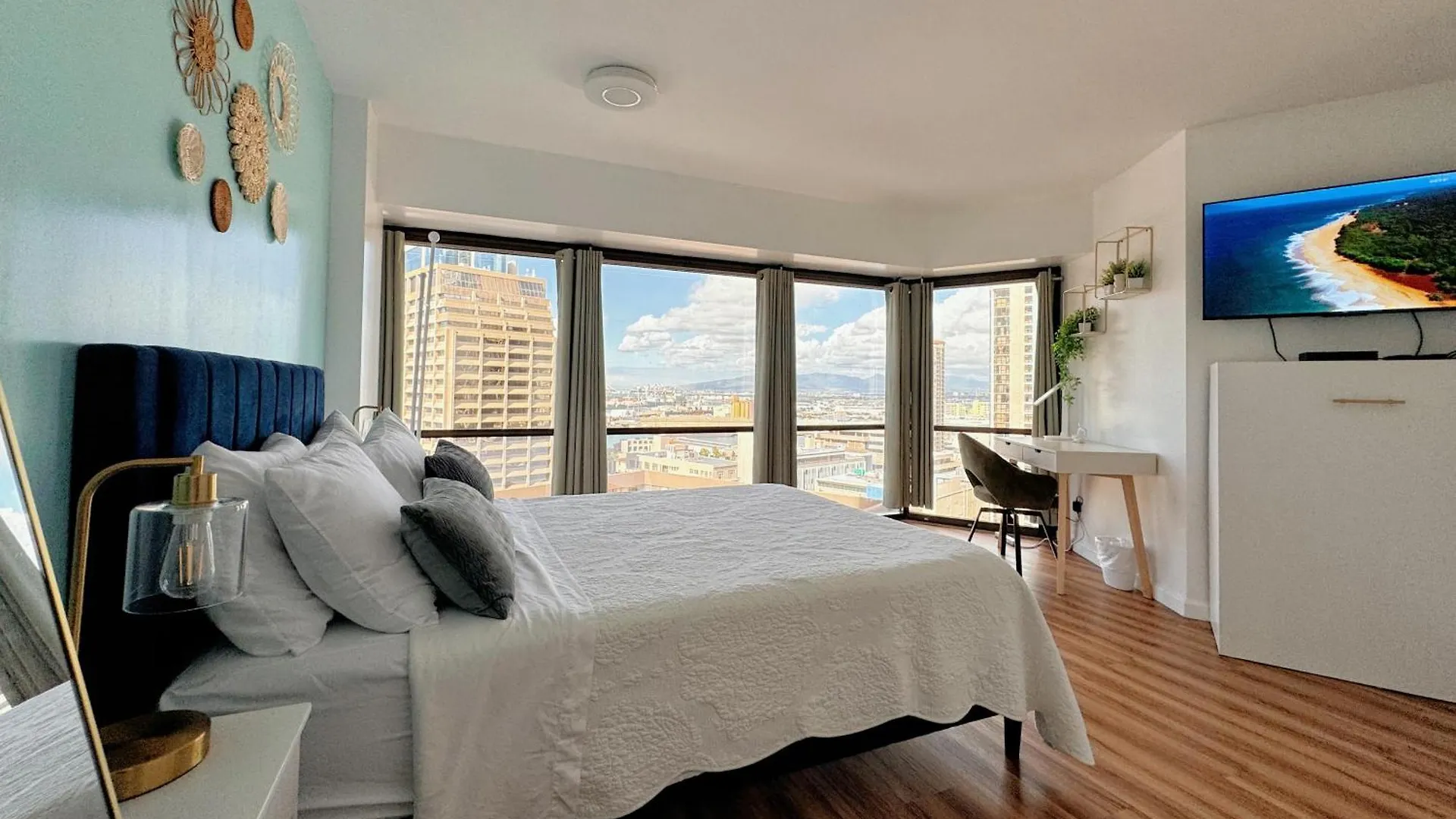 1Br Ocean Sunset View With Parking Apartment Honolulu United States